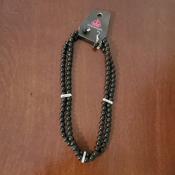 Necklaces - Picture 5 of 6